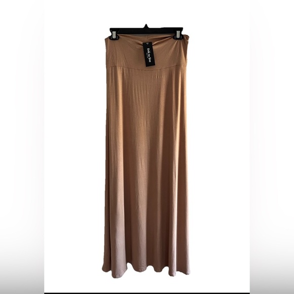 Free To Live Maxi Skirt L Tan Stretchy, Fold Over Top, Soft, Casual NWT - Picture 2 of 5